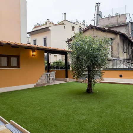 The Rent - Peaceful Oasis With Garden And Jacuzzi Near The Colosseum Rome