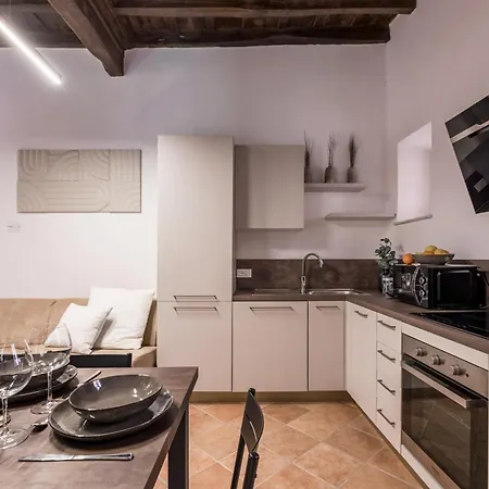 The Rent - Peaceful Oasis With Garden Near The Colosseum * Rzym