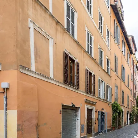 The Rent - Peaceful Oasis With Garden Near The Colosseum Apartament
